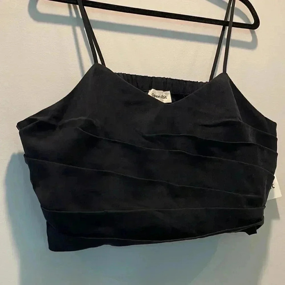 Open Edit Black Crop Top - Picture 3 of 10